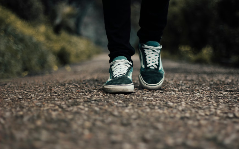 Caminar todos los días durante un mes: qué cambia en tu cuerpo y qué mejoras se notan antes